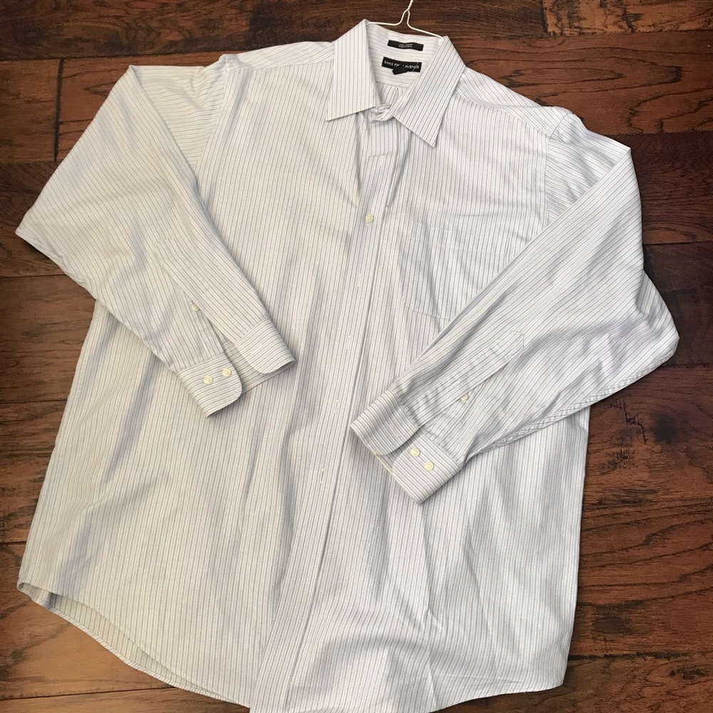 Saks Fifth Avenue button down dress shirt EUC - Picture 2 of 6